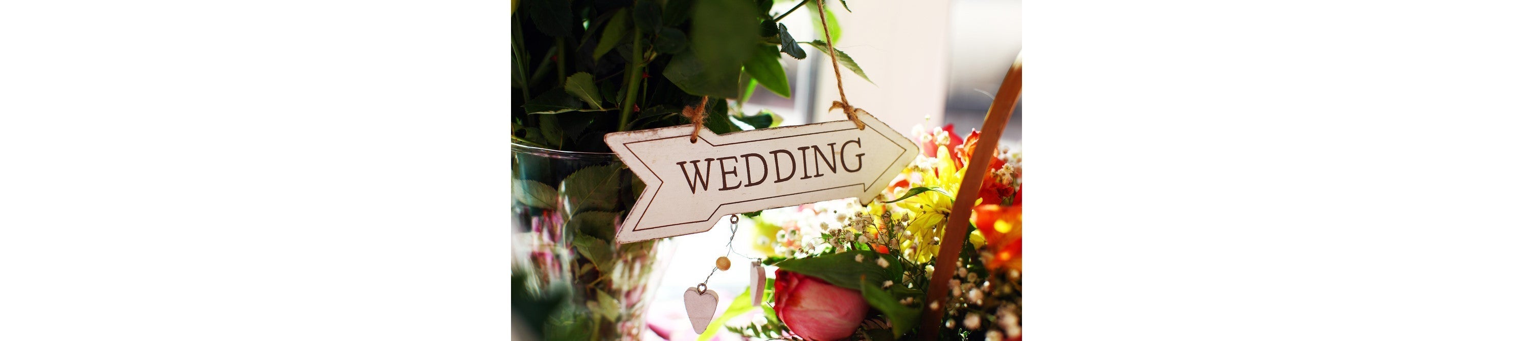 Summer Weddings in the UK: Beautiful Days, Budget-Savvy Plans, and Thoughtful Gifts