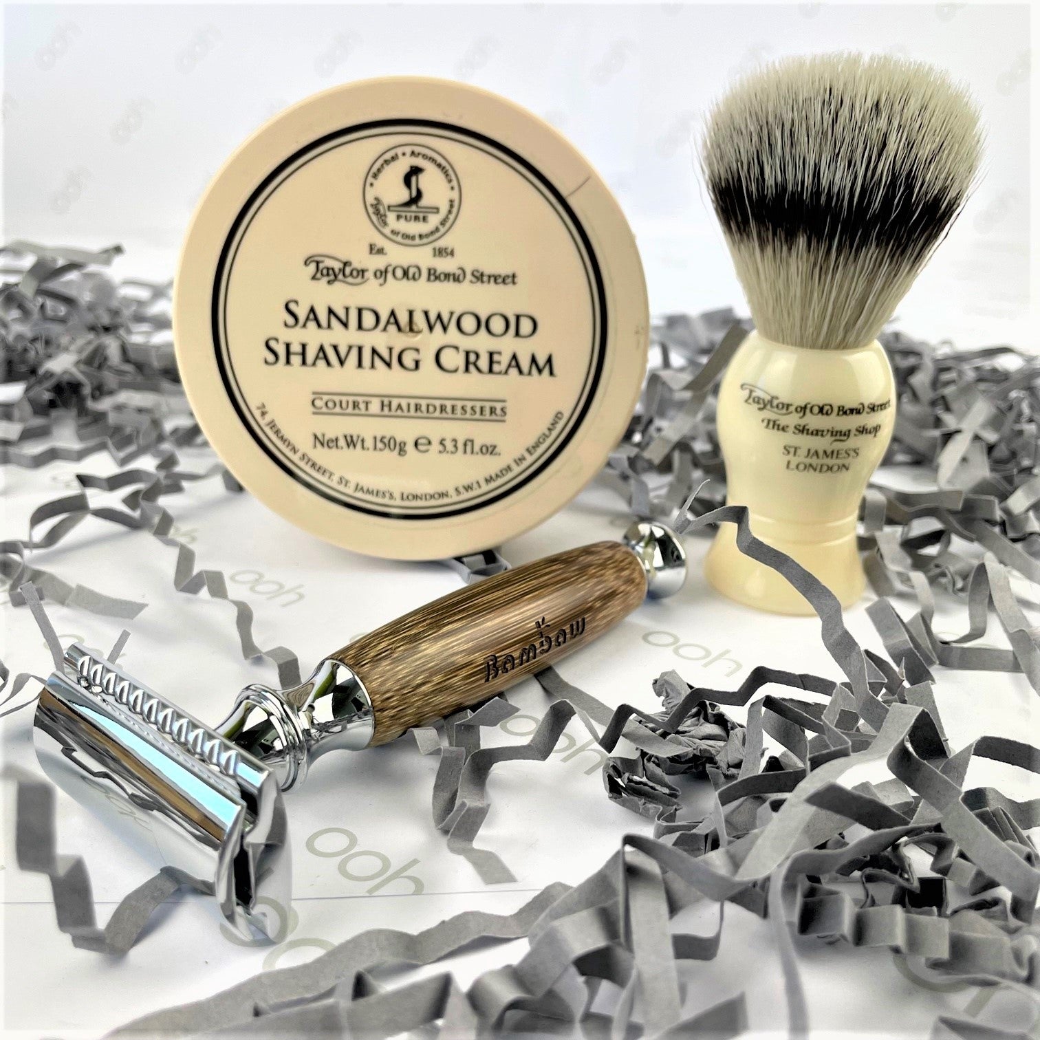 Luxury wet shave gift box for men.